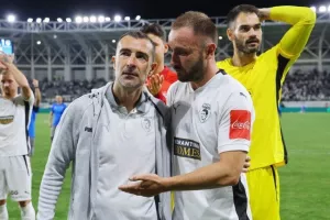 ΕΤΣΙ πανηγύρισαν την σπουδαία πρόκριση! (Φώτος)