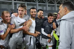 ΕΤΣΙ πανηγύρισαν την σπουδαία πρόκριση! (Φώτος)