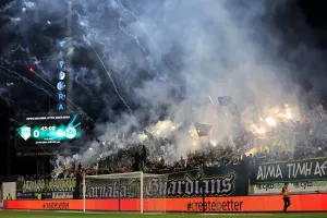 Ο κόσμος στην Αρένα (φωτορεπορτάζ)