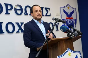 ΟΣΑ είπε ο ΠτΔ για τα γήπεδα των προσφυγικών ομάδων