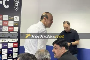 "Γιατί ήρθατε εδώ; Έχετε κάτι να μας πείτε;"
