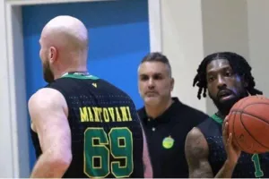 Νίκησε με... 36αρα την ΑΕΛ η ΑΕΚ