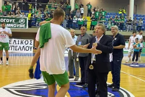 Η απονομή στους Κυπελλούχους (Φώτος/Βίντεο)