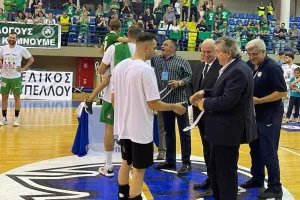 Η απονομή στους Κυπελλούχους (Φώτος/Βίντεο)