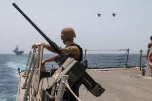 Αναφορές του βρετανικού στρατού για κατάληψη πλοίου στα Στενά του Ορμούζ