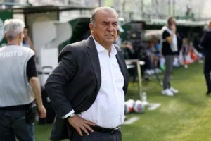 Τερίμ: «Μπορούσε να βάλει 4-5 γκολ ο Μπερνάρ - Δεν υπάρχει λύση για τέτοια λάθη»