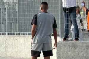 Σάντος/ Για λίγο... εκτός για χάρη της φαμίλιας! (Φώτος)