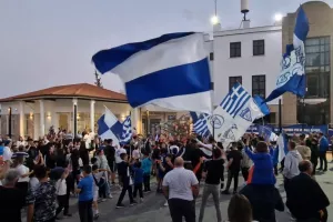 Αποθέωσαν την αποστολή οι Αραδιππιώτες! (Φώτος/Βίντεο Kerkida)