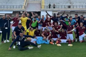 Κάλεσμα ΕΝΠ: "Ελάτε να γίνουμε όλοι μια φωνή και να πανηγυρίσουμε την άνοδο"