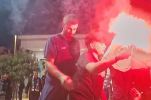 Αποθέωσαν την αποστολή οι Αραδιππιώτες! (Φώτος/Βίντεο Kerkida)
