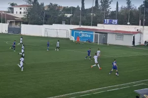 Ομόνοια Αραδίππου-Ολυμπιακός: Αγκαλιά με την άνοδο με γκολ του Ποντικού στο 90+1!