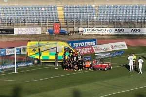 Τραυματισμός και… με ασθενοφόρο στο νοσοκομείο ο Κεραυνός (φώτος/βίντεο)