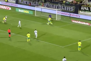 ΕΤΣΙ άνοιξε το σκορ ο Λόπες (βίντεο)