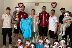 Μια... διαφορετική φιλοξενία για την ΕΝΠ (φώτος)