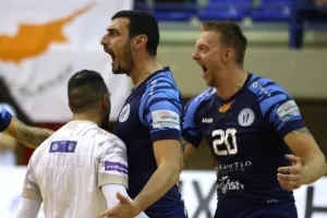 Παφιακός-Ομόνοια: "Πράσινος" ο τελικός κυπέλλου! (Φώτος)