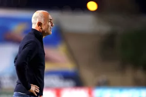"Στο β΄ μέρος δεν μπήκαμε- Καταρρεύσαμε..." 