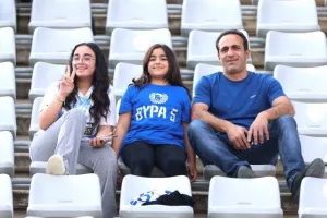 Ο κόσμος στο Πάφος - Απόλλων (φώτος)