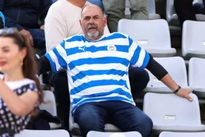 Ο κόσμος στο Πάφος - Απόλλων (φώτος)
