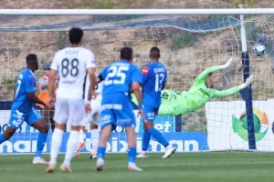 Πάφος - Απόλλων: Προβάδισμα πρόκρισης με τα... πρώτα για Πέπε-Δημητρίου!