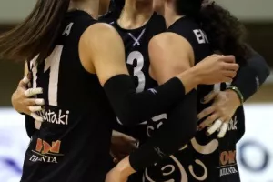Νταμπλ για την Ολυμπιάδα Νεάπολης/ Δικό της και το κύπελλο