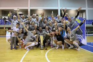Νταμπλ για την Ολυμπιάδα Νεάπολης/ Δικό της και το κύπελλο