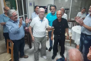 Έσβησαν τα κεράκια για τα 93χρονα του Διγενή Μόρφου (φώτος)