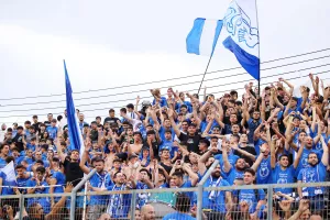 Έχει κόσμο...