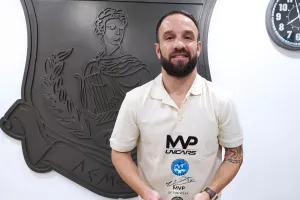 Ο Βαλμπουενά στηρίζει το Charity Idols