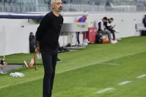 Απόλλων-ΑΕΛ: Την "καθάρισε" από το ημίχρονο! (Φώτος)