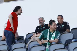Ο κόσμος στο Κολόσσι (Φώτος)
