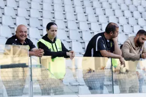 Ο κόσμος στο Κολόσσι (Φώτος)