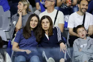 Οι Απoλλωνίστες στο "Άλφαμεγα" (φωτορεπορτάζ)
