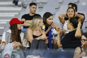 Οι Απoλλωνίστες στο "Άλφαμεγα" (φωτορεπορτάζ)