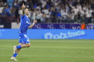 Απόλλων - Πάφος: Πρόκριση στον τελικό με ΓΚΟΛάρα Τάνκοβιτς στο 90+4!