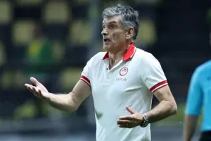 Μεντιλίμπαρ: «Μας έλειψε το έξυπνο παιχνίδι - Δεν τελείωσε το πρωτάθλημα»