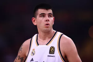 Ρεάλ: Πρόβλημα με Ντεκ πριν από το Game 3 με την Μπασκόνια