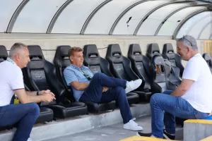 Με Αναστασίου…"έγειρεν" πίσω
