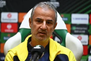 Καρτάλ: «Ξέρουμε τη δύναμη του Ολυμπιακού - Να εκμεταλλευτούμε τα ατού μας για να πάρουμε καλό αποτέλεσμα»