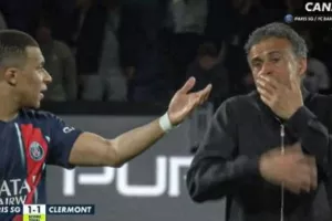 Πάλι νεύρα ανάμεσα σε Ενρίκε και Μπαπέ (βίντεο)