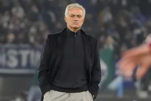Μουρίνιο: "Μισούσα που έπρεπε να είμαι το πρόσωπο της Ρόμα, θέλω απλώς να προπονήσω"