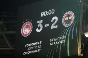 Πρώτη νίκη για τον Ολυμπιακό σε ευρωπαϊκά προημιτελικά