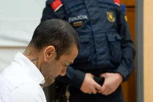 Παραμένει ελεύθερος ο Ντάνι Άλβες μετά την απόρριψη των εφέσεων