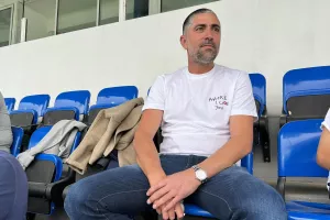 Στο γήπεδο ο Μιχάλης