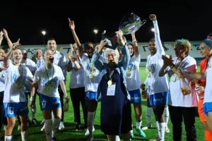Το σήκωσε η γιαγιά Παντελίτσα (φώτος)