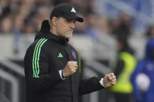 Μπάγερν: Κλόζε αντί Τούχελ, σε περίπτωση ήττας από την Άρσεναλ