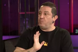 Νιχάτ: «Θα περάσει η Φενέρμπαχτσε-Δεν μπορεί να υποστηρίζουν Τούρκοι ελληνική ομάδα!»