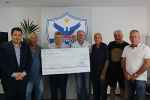 Ανόρθωση: Παίρνει σημαντικό ποσό από την εκδήλωση