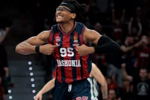Μονέκε για τις καλύτερες πεντάδες της Euroleague: «Όποιοι τις έφτιαξαν θα πρέπει να ντρέπονται»