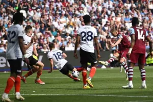 Η Γουέστ Χαμ κράτησε στην Premier League τη Νότιγχαμ Φόρεστ!
