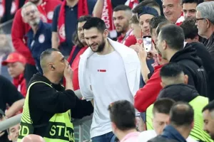 Παπανικολάου για πρόκριση Ολυμπιακού στον τελικό: «Δεν χρειάζονται λόγια»